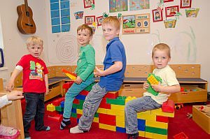 Tag der offenen T�r im Neufelder Kindergarten, 09.05.2014