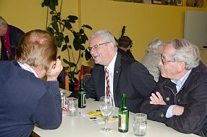 Fr�hschoppen mit der �VP Neufeld, 17.05.2015