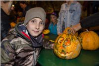 K�rbisschnitzen mit der �VP Neufeld, 31.10.2016