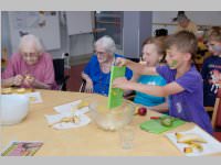 VS Neufeld Gesunde Ern�hrung kocht im Pflegeheim, 16.06.2014