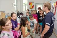 4. Klassen der VS Neufeld besuchen die FF Neufeld, 18.06.2015