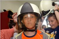4. Klassen der VS Neufeld besuchen die FF Neufeld, 18.06.2015