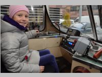 VS 3. Klassen bei Stra�enbahn und Christkindlmarkt, 19.11.2013