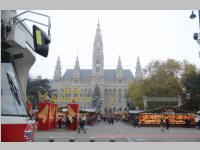 VS 3. Klassen bei Stra�enbahn und Christkindlmarkt, 19.11.2013