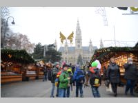 VS 3. Klassen bei Stra�enbahn und Christkindlmarkt, 19.11.2013