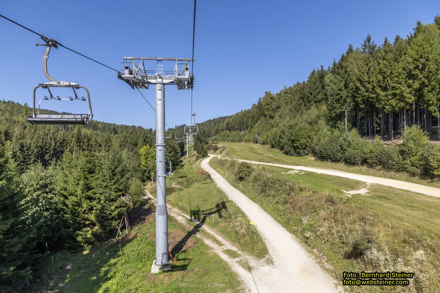 Erlebnisalm Sessellift Sonnenbahn, M�nichkirchen, September 2023