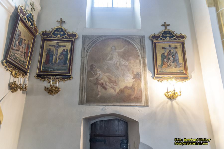 Pfarrkirche und Schloss Traismauer, August 2023