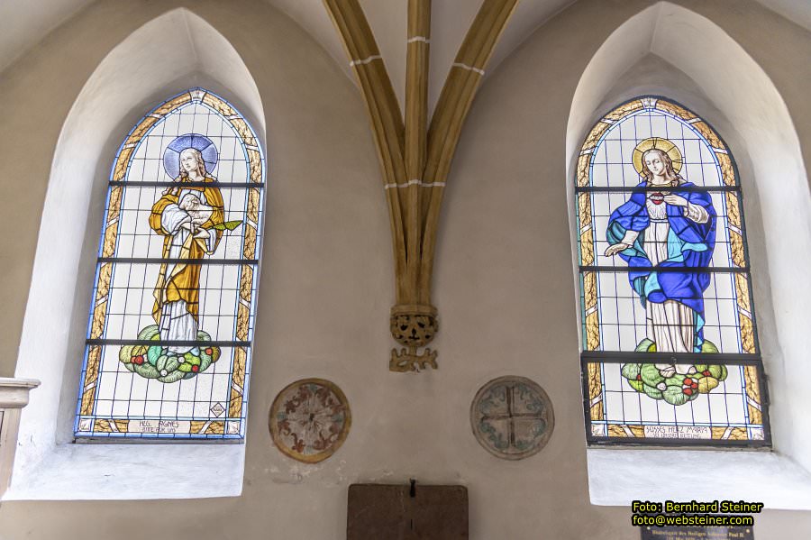 Pfarrkirche und Schloss Traismauer, August 2023