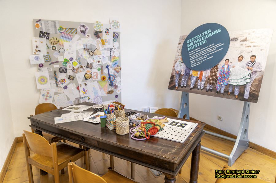 Pfarrkirche und Schloss Traismauer, August 2023