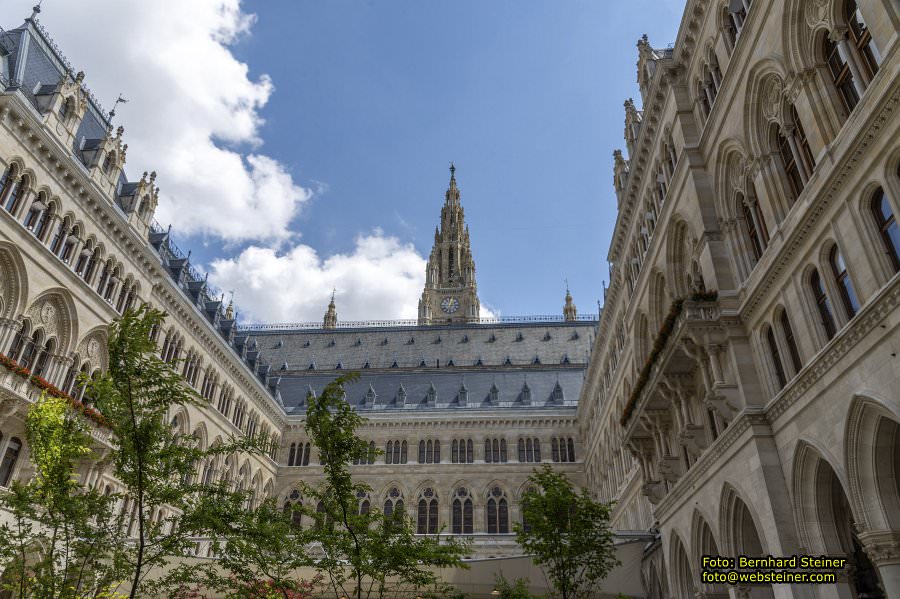 Wiener Rathaus, Mai 2024