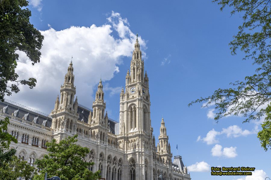 Wiener Rathaus, Mai 2024